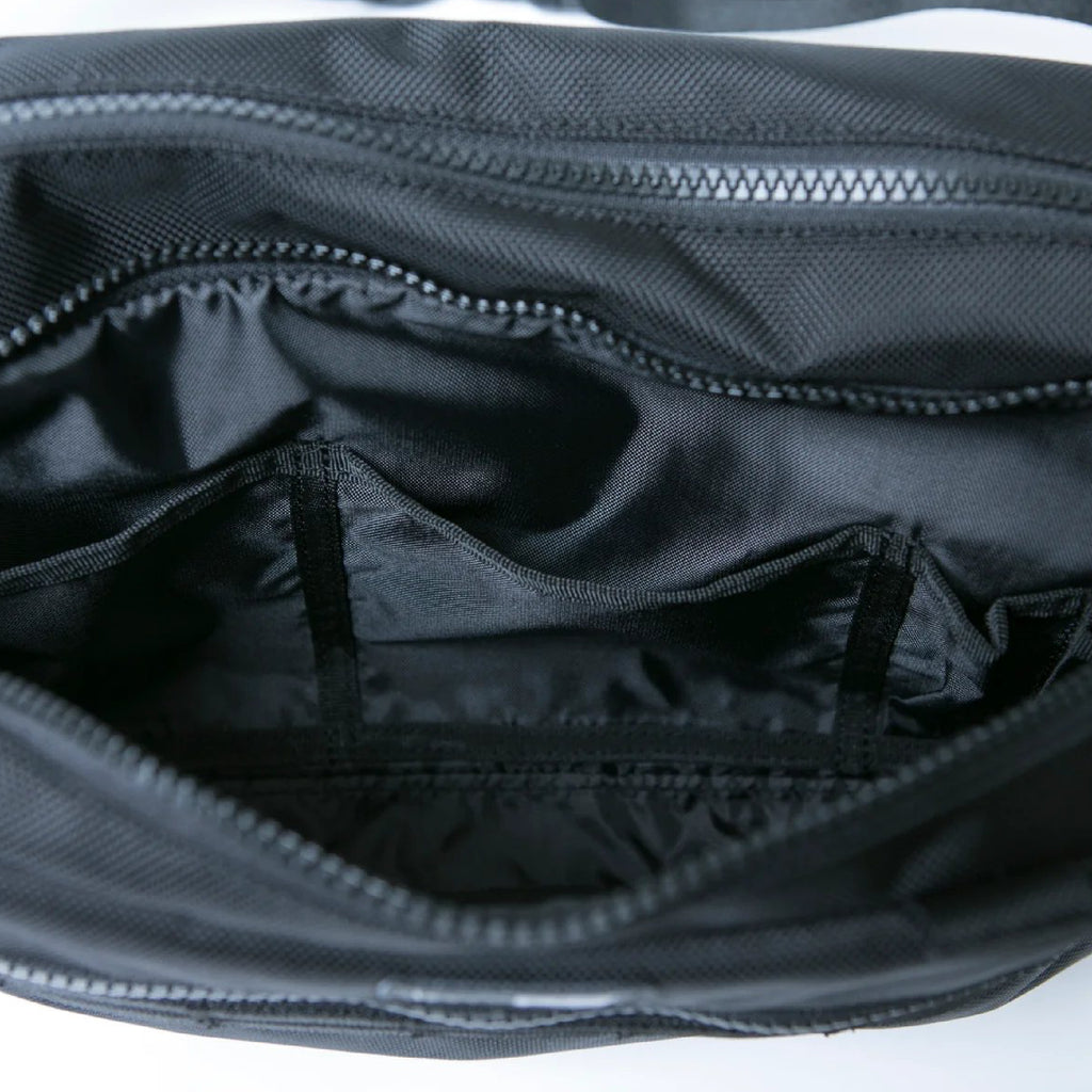 BLACK 7L WAIST BAG