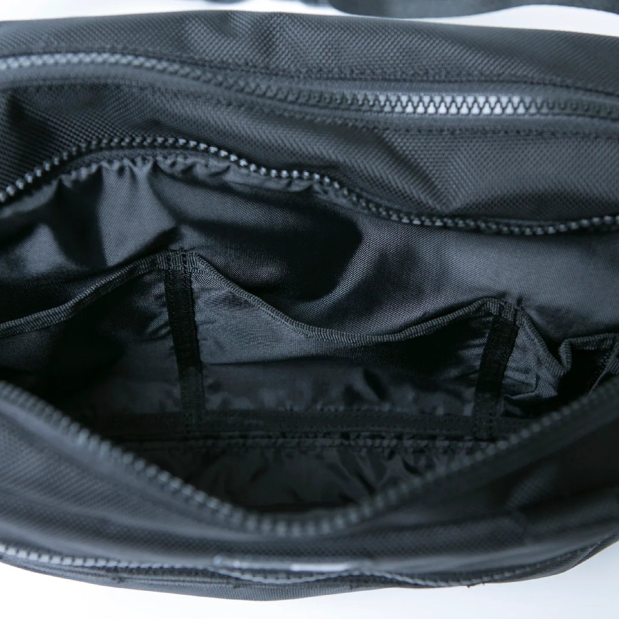 BLACK 7L WAIST BAG