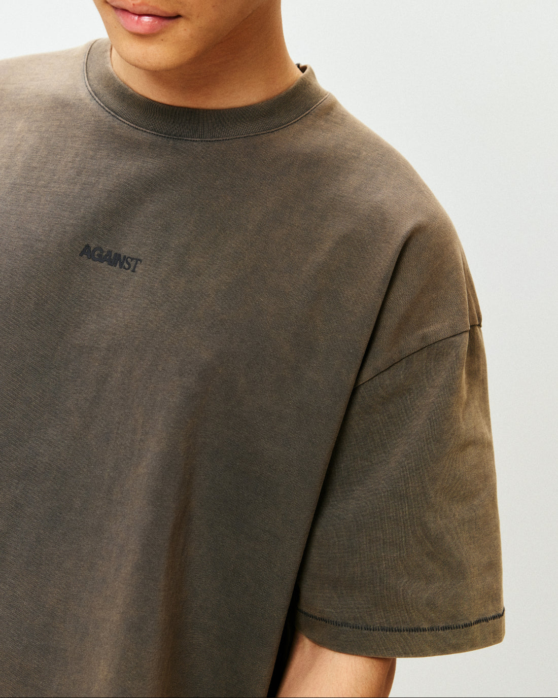 SINGLE STITCH WASHED CROPPED TEE CONCRETE