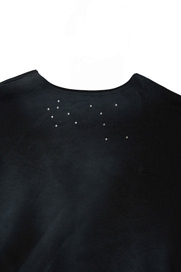 STUDDED LONG SLEEVES