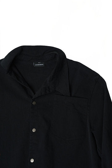 TUCKED COLLAR SHIRT