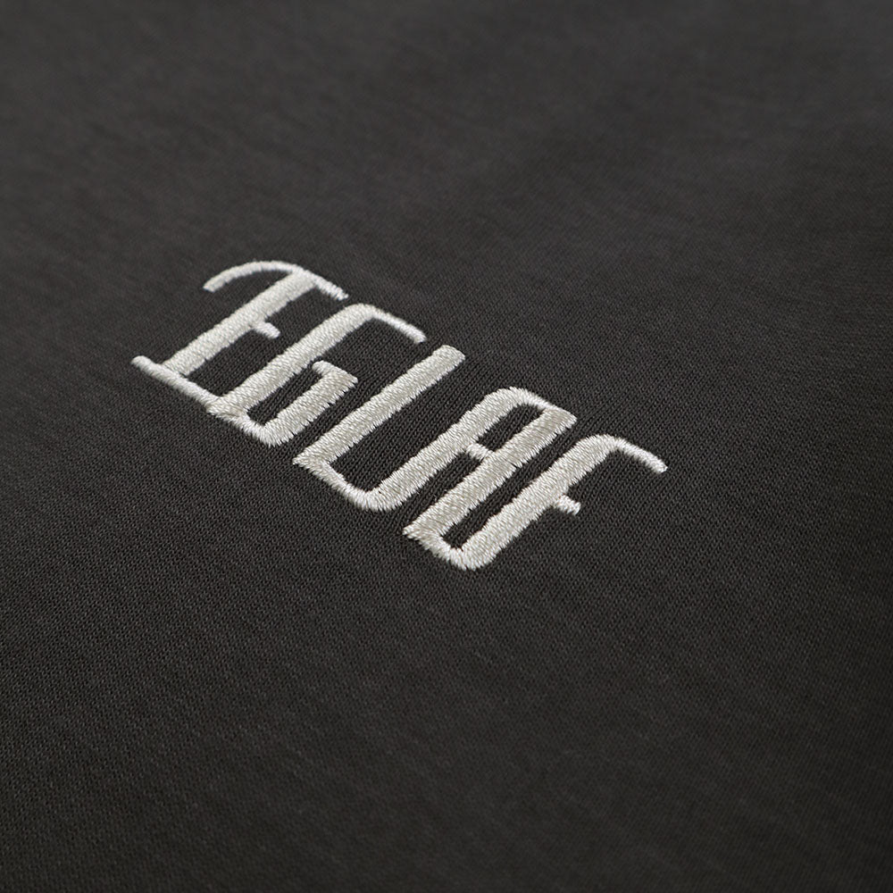 R//W DISTRESSED TEXT TEE BLACK