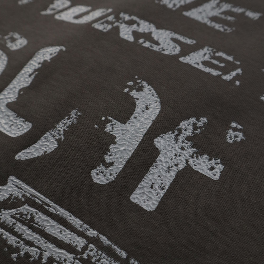 R//W DISTRESSED TEXT TEE BLACK
