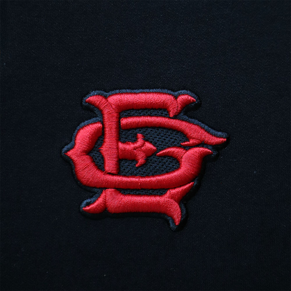 RU CHINESE KNOT TEE BLACK