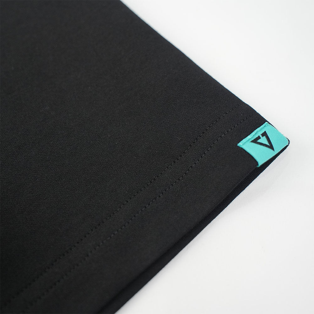BASIC26 POCKET TEE BLACK