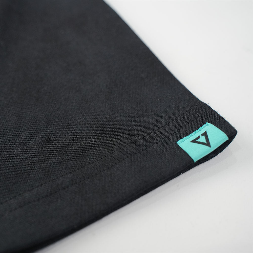 BASIC26 PANELS TEE BLACK