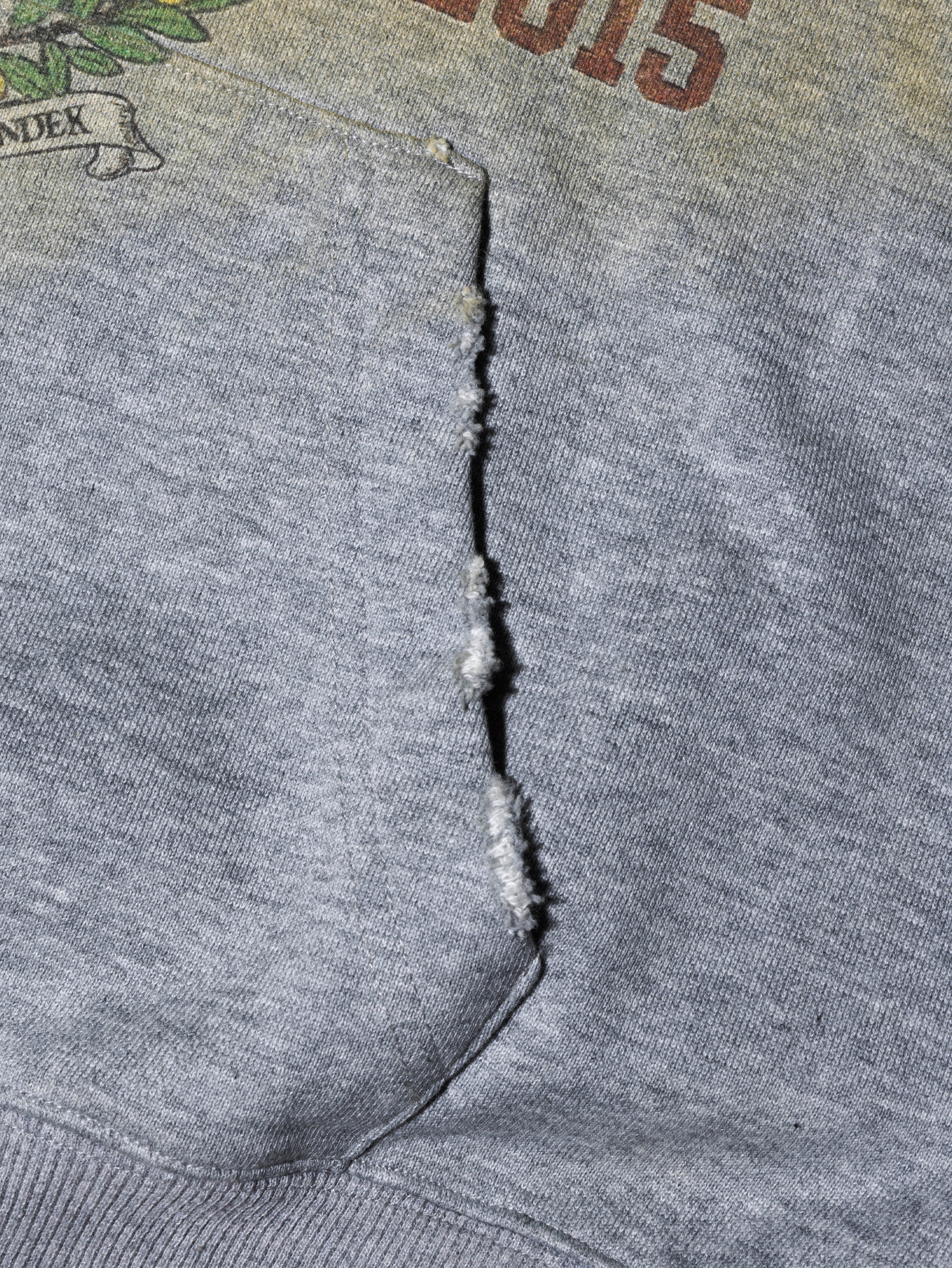 DISTRESSED VARSITY HOODIE GREY