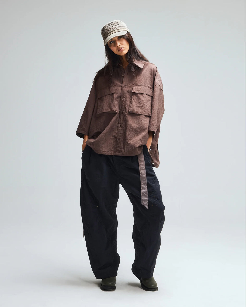 ABP. BIG BRO S/S SHIRT NYLON DARK BROWN