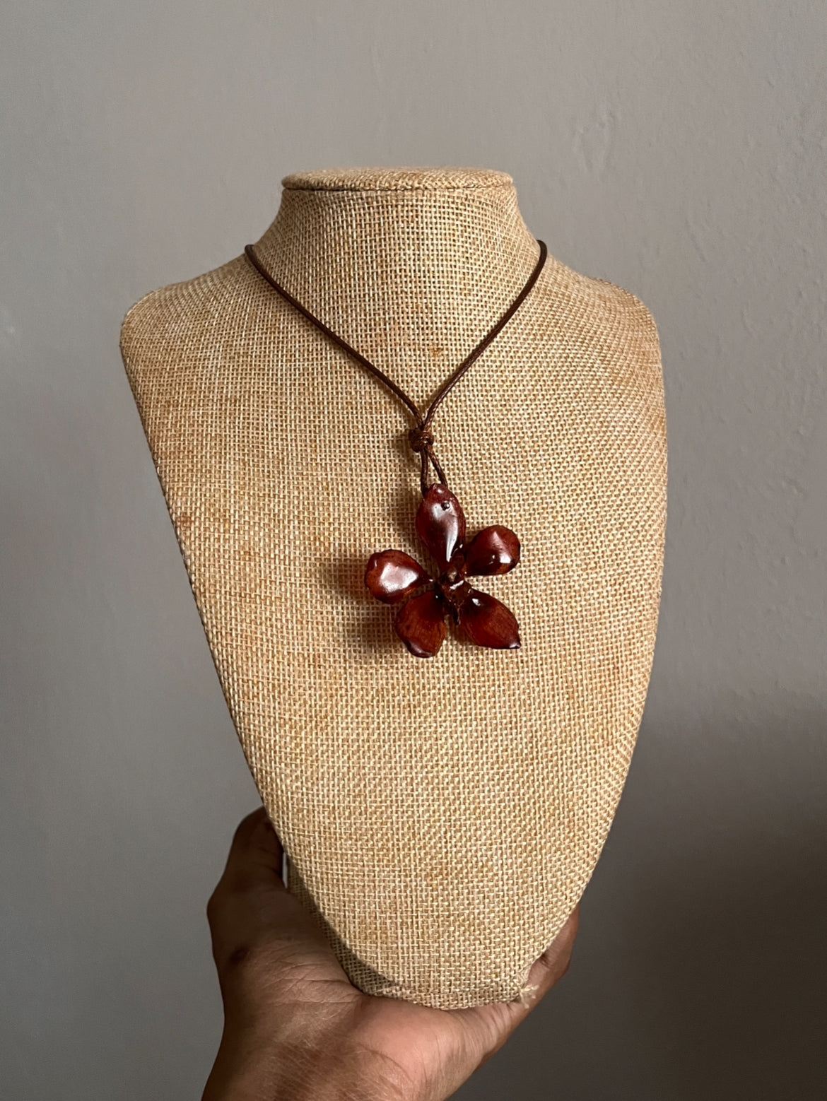 ORCHIDS RED NECKLACE