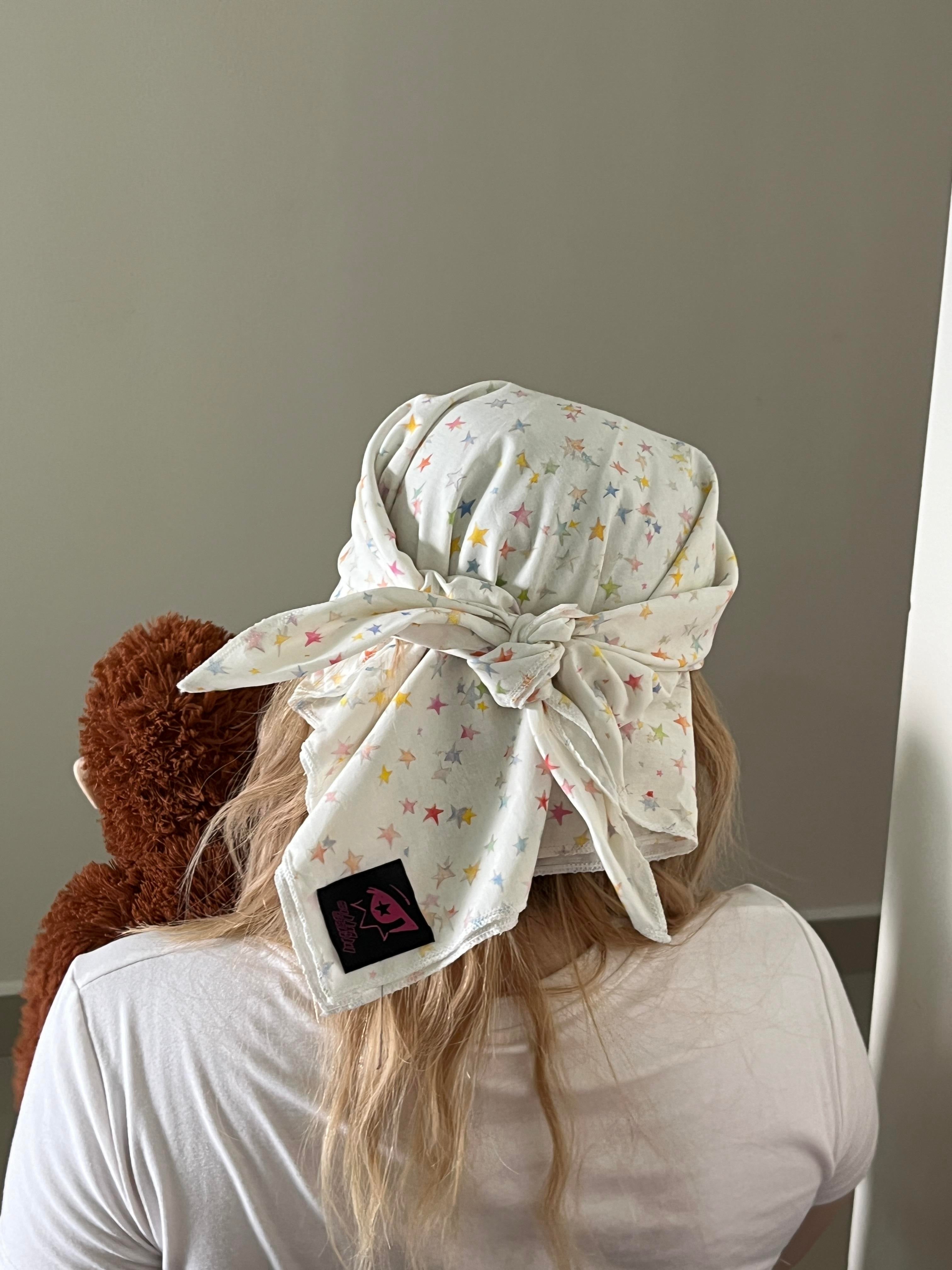 SILLYSALLY Star Scarf Hat