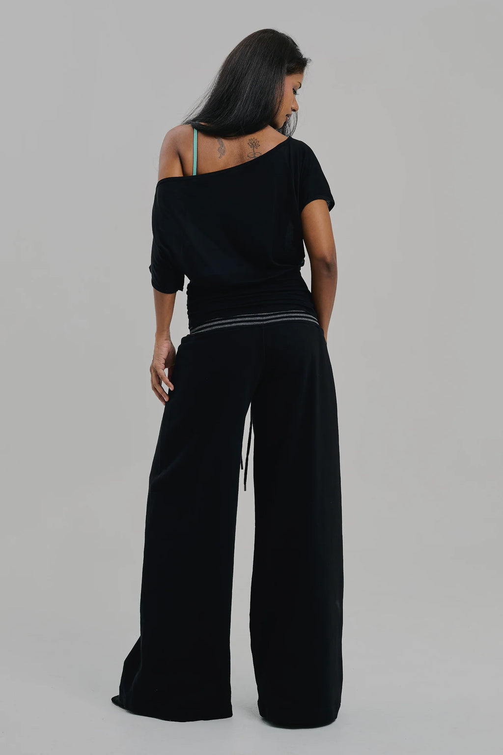 ARIA TOP BLACK SHEER
