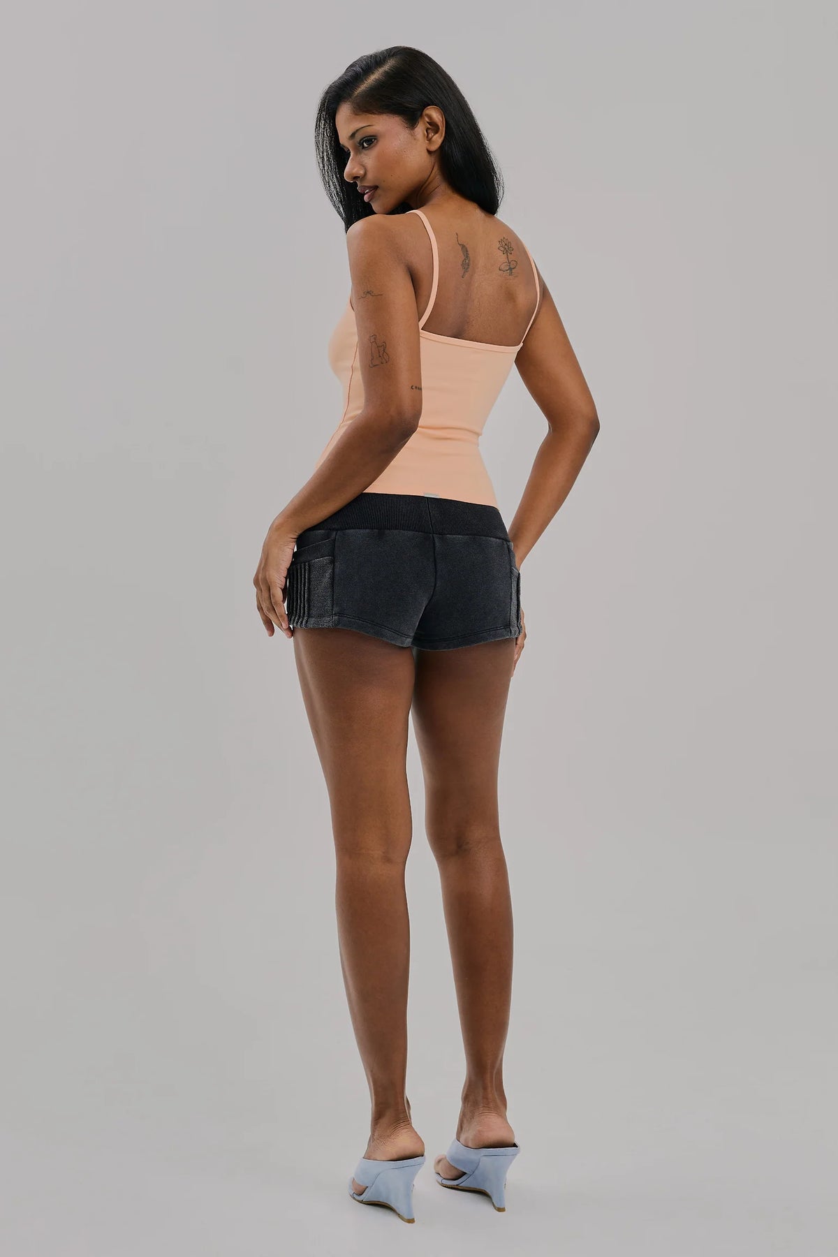 BRIGADE SHORT COAL BLACK