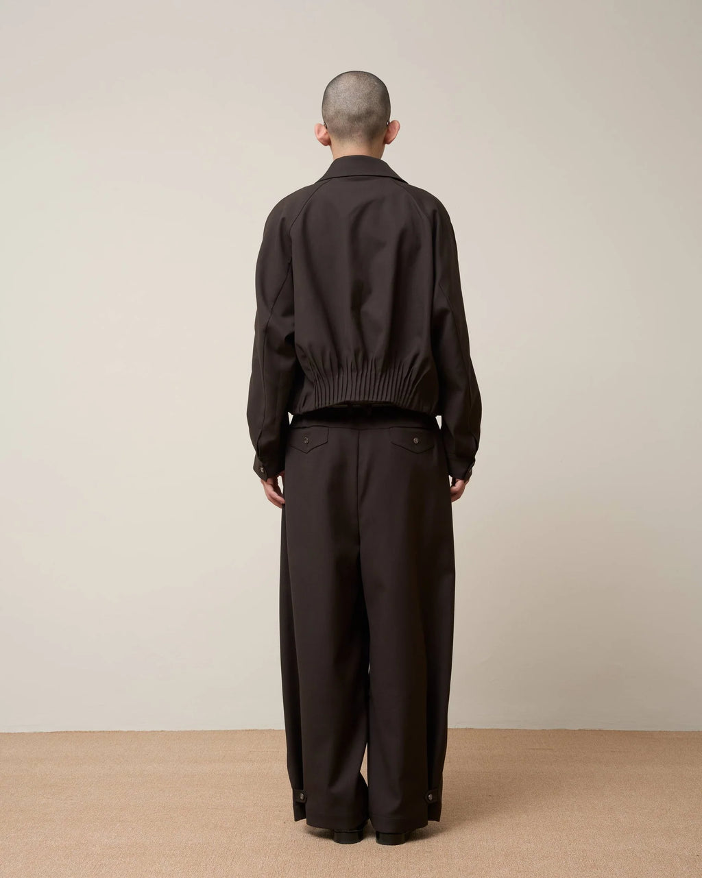 STRUTURED RAGLAN SLEEVE ZIP JACKET BROWN