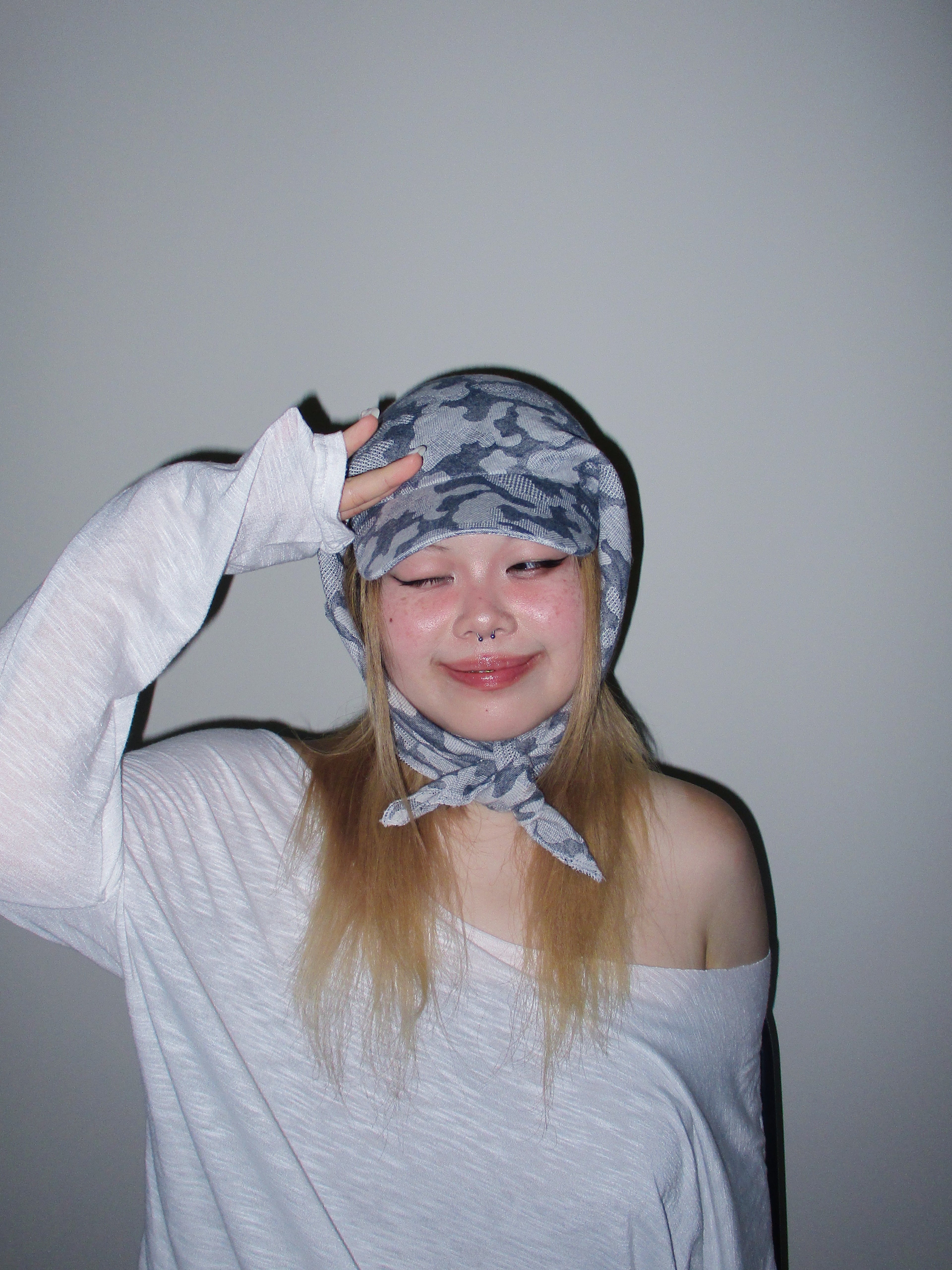 SILLYSALLY Grey Camo Scarf Hat