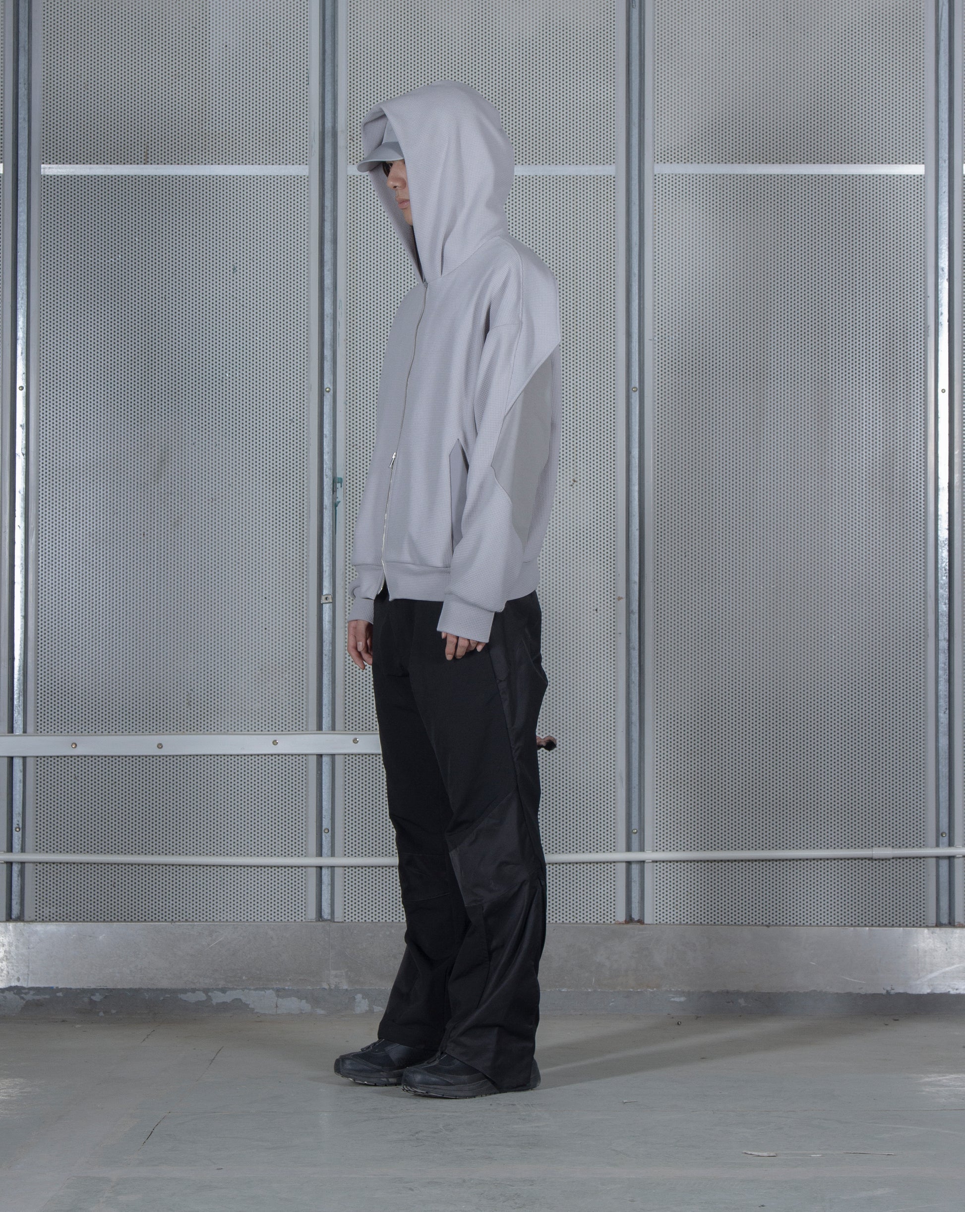 NOTINLIST LV.0 ZIP UP Y Light