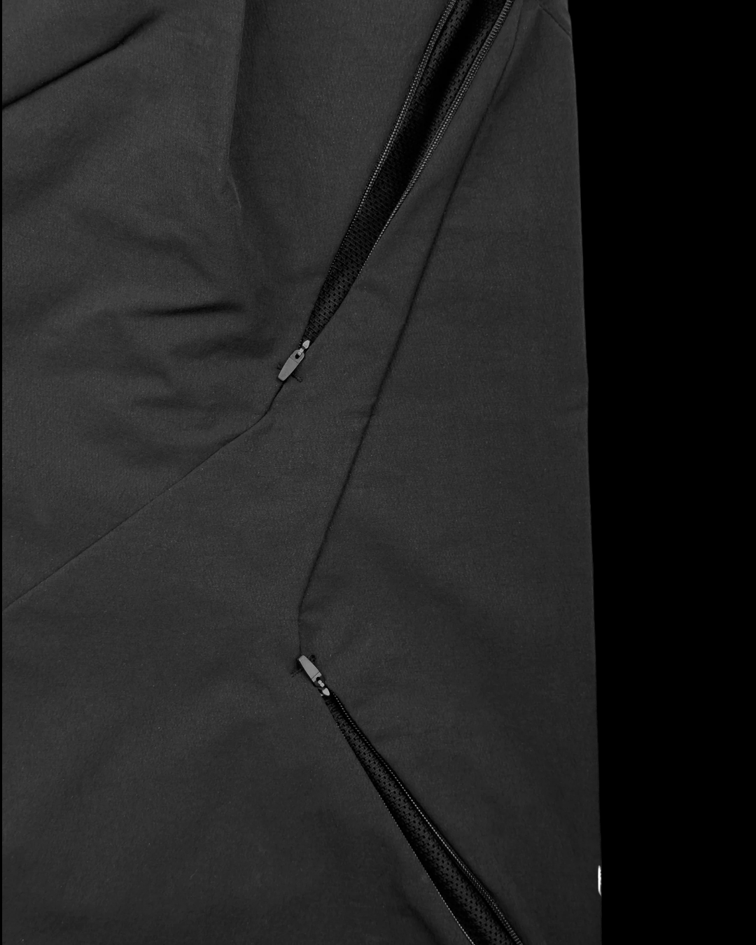 LV.2 TECHNICAL CARGO DARK Y
