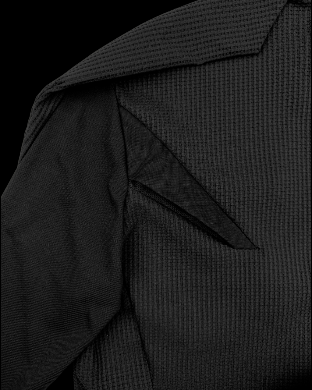 LV.2 ZIP UP BLACK X
