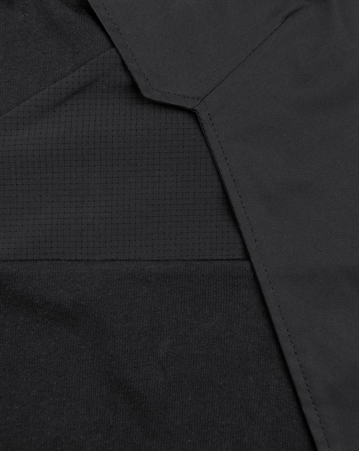 LV2 EXO T-SHIRT Y BLACK
