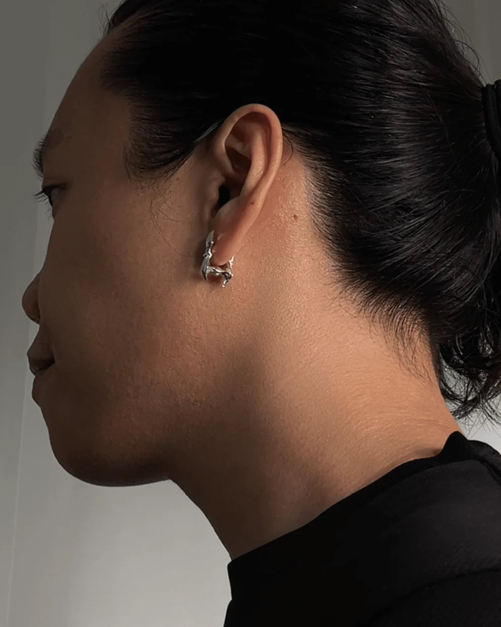 OBSCURE SPINE EARRING