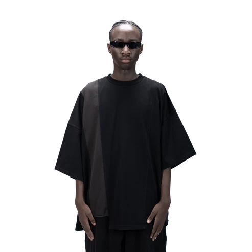 ASYMMETRICAL T-SHIRT - BLACK