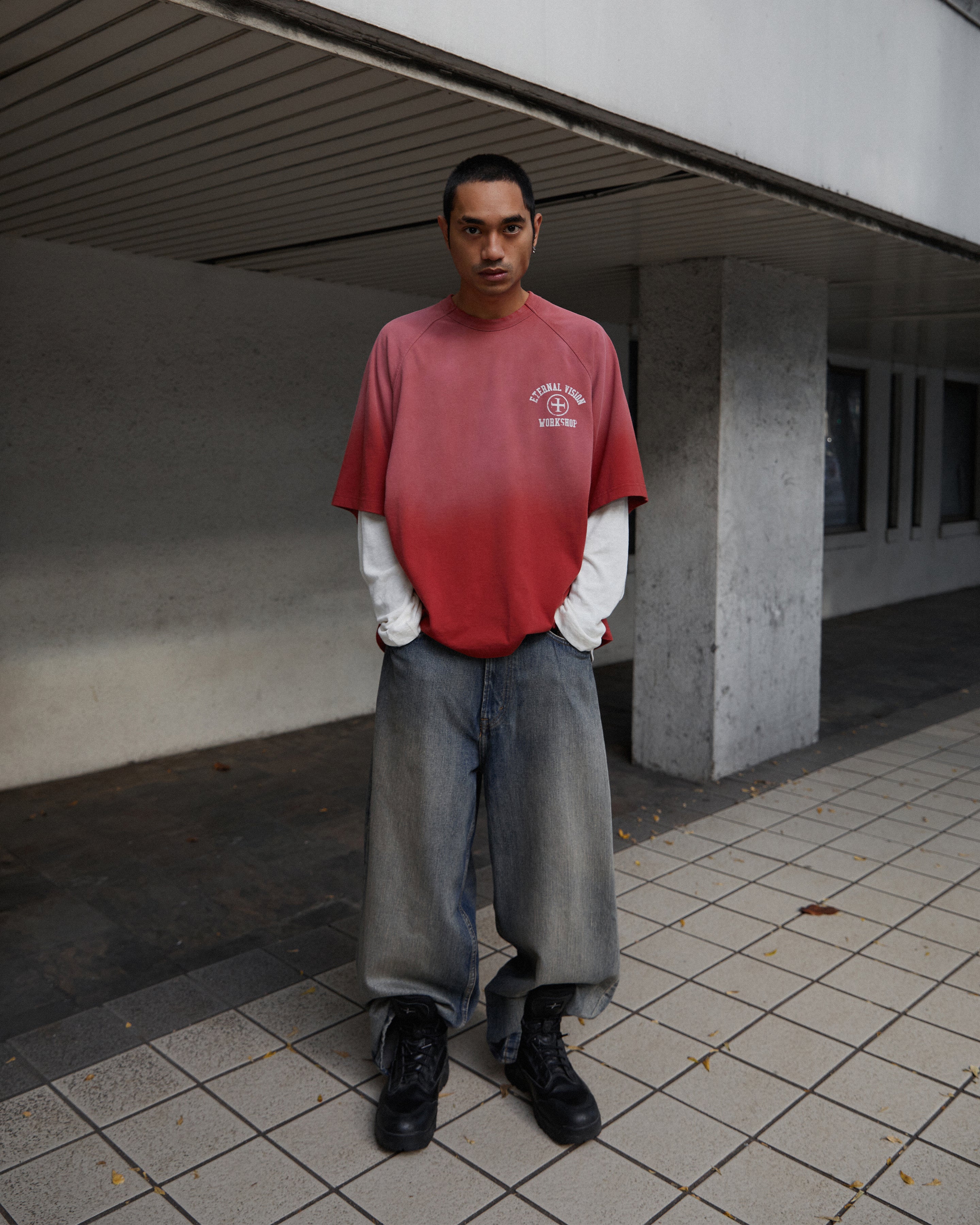 "WORKSHOP” WASHED RAGLAN T-SHIRT