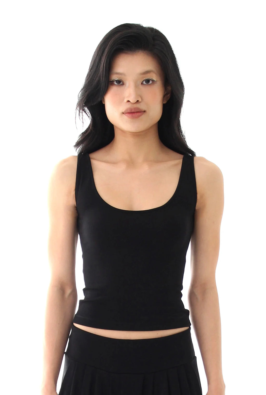 ESSENTAIL TANK BLACK