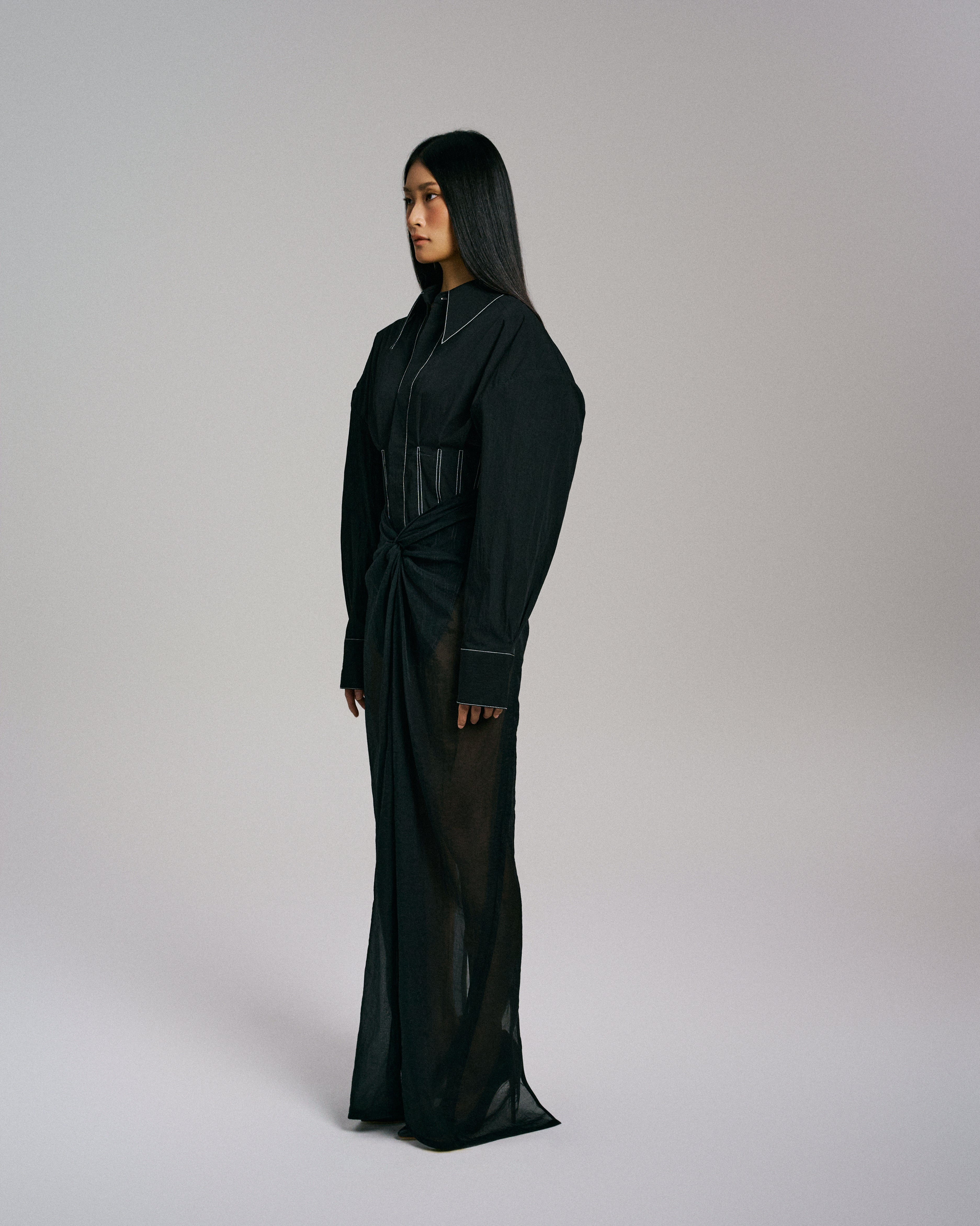 ‘TWISTED KNOT’ MAXI SKIRT BLACK