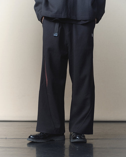 WANDERER GRID PANTS BLACK