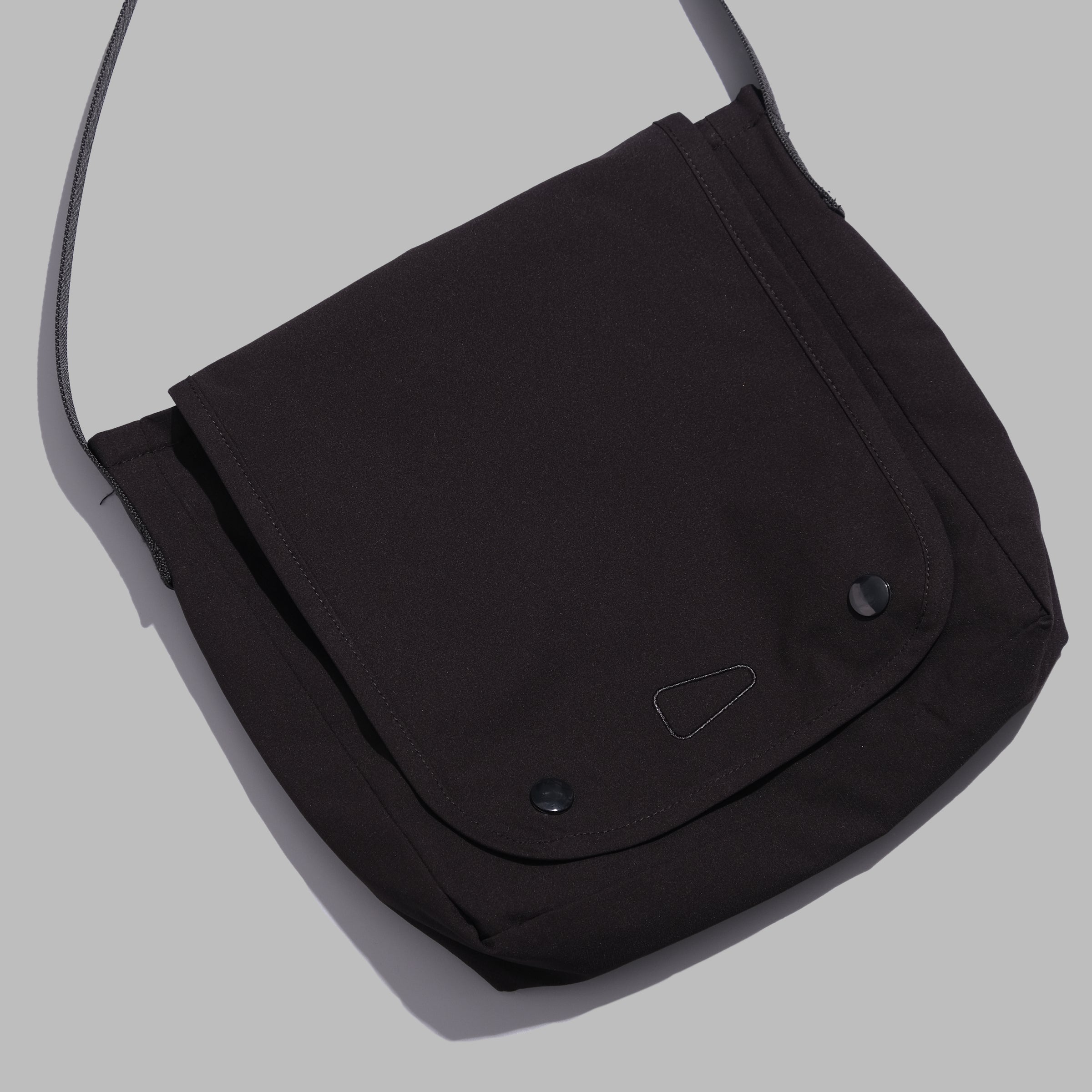 Shuren Pouch Bag / Teflon™ - Black