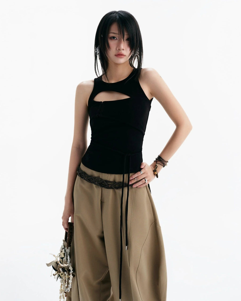 CONRAD SLEEVELESS TOP BLACK