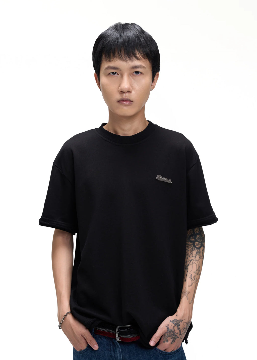 ESSENTIAL UNFINISHED TEE BLACK