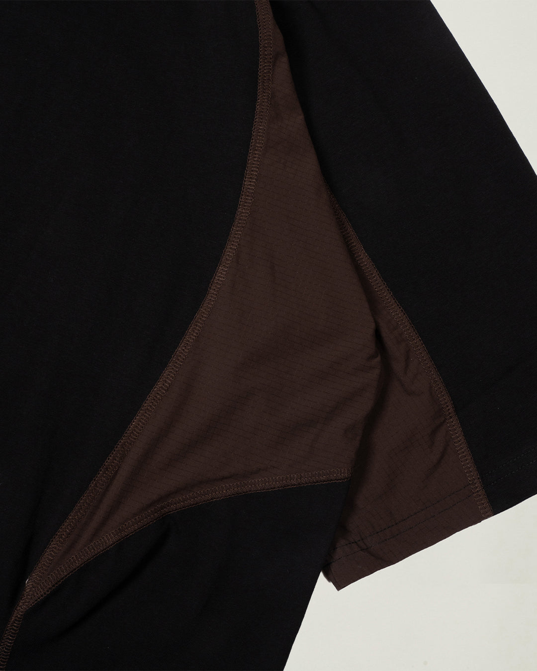 MOVEMENT TEE BLACK