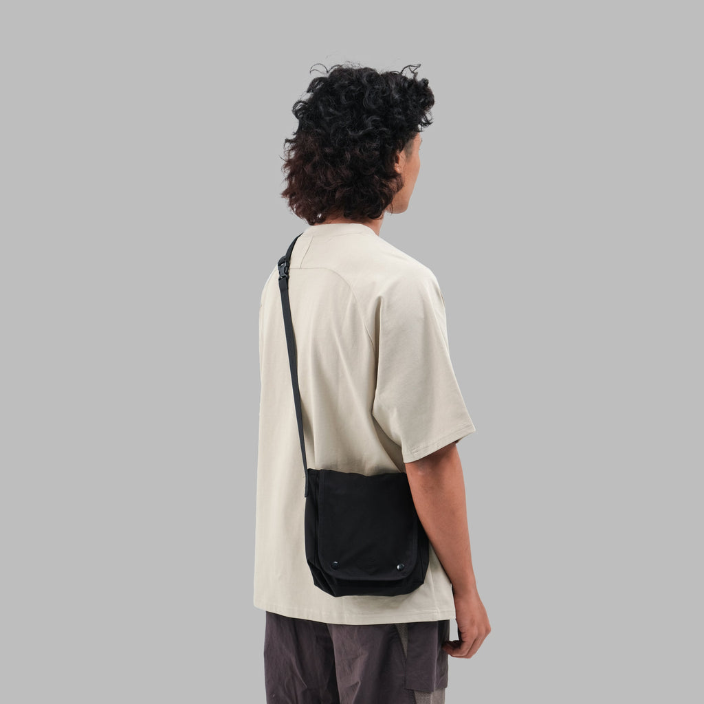 Shuren Pouch Bag / Teflon™ - Black