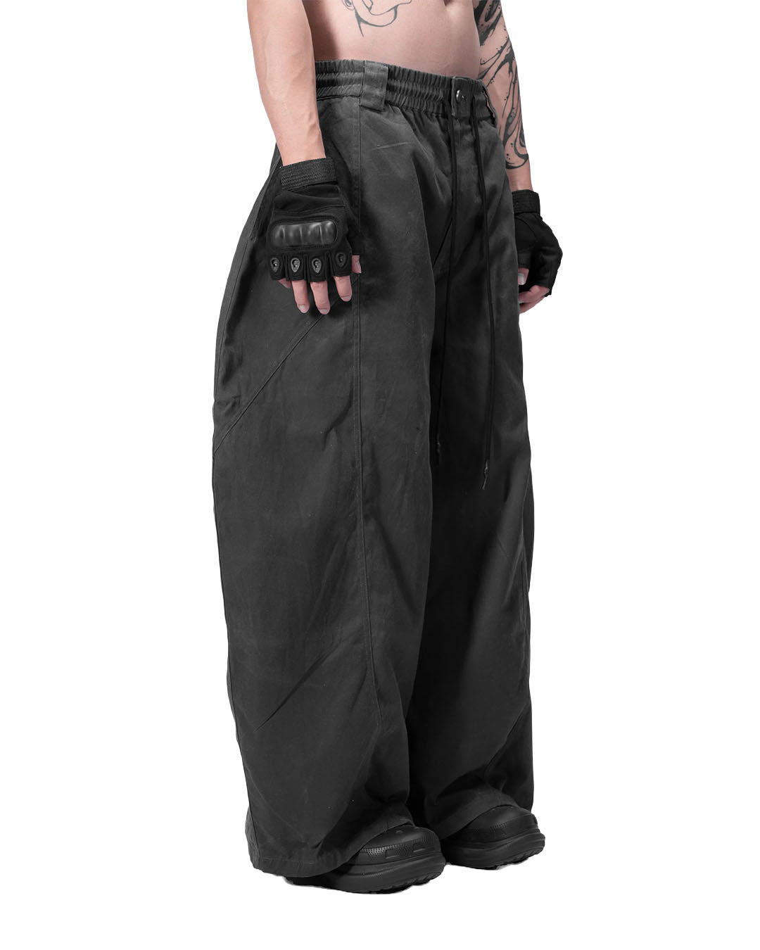 SPLIT CURVE PANTS - GREY