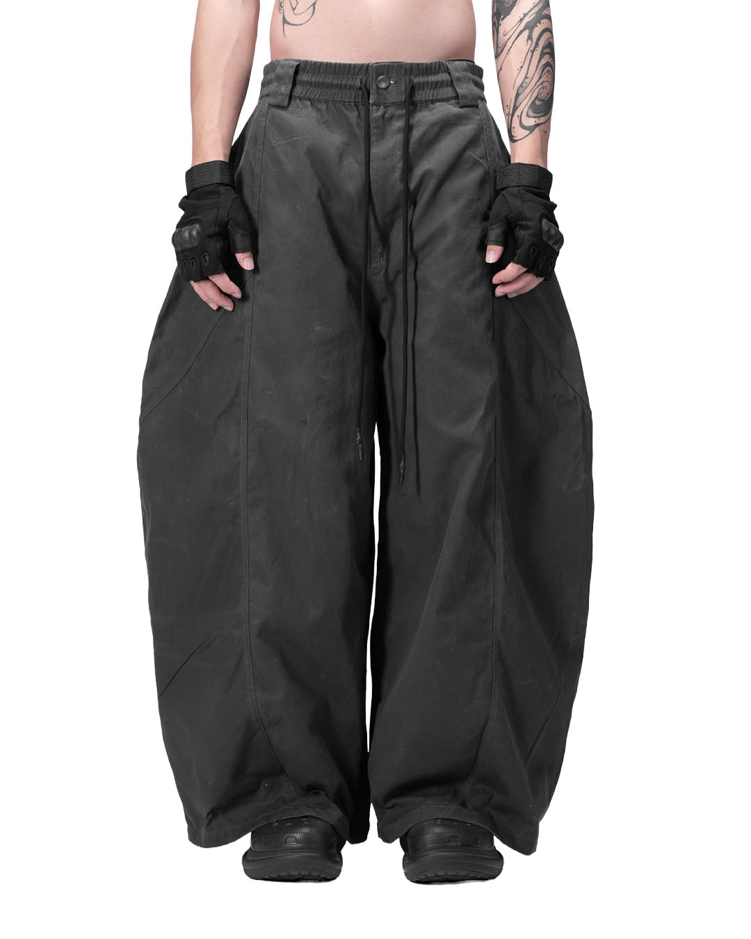 SPLIT CURVE PANTS - GREY