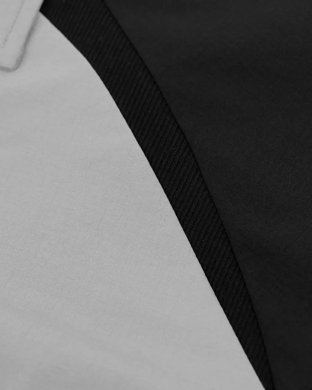 U8 BOXY SHIRT BLACK GREY